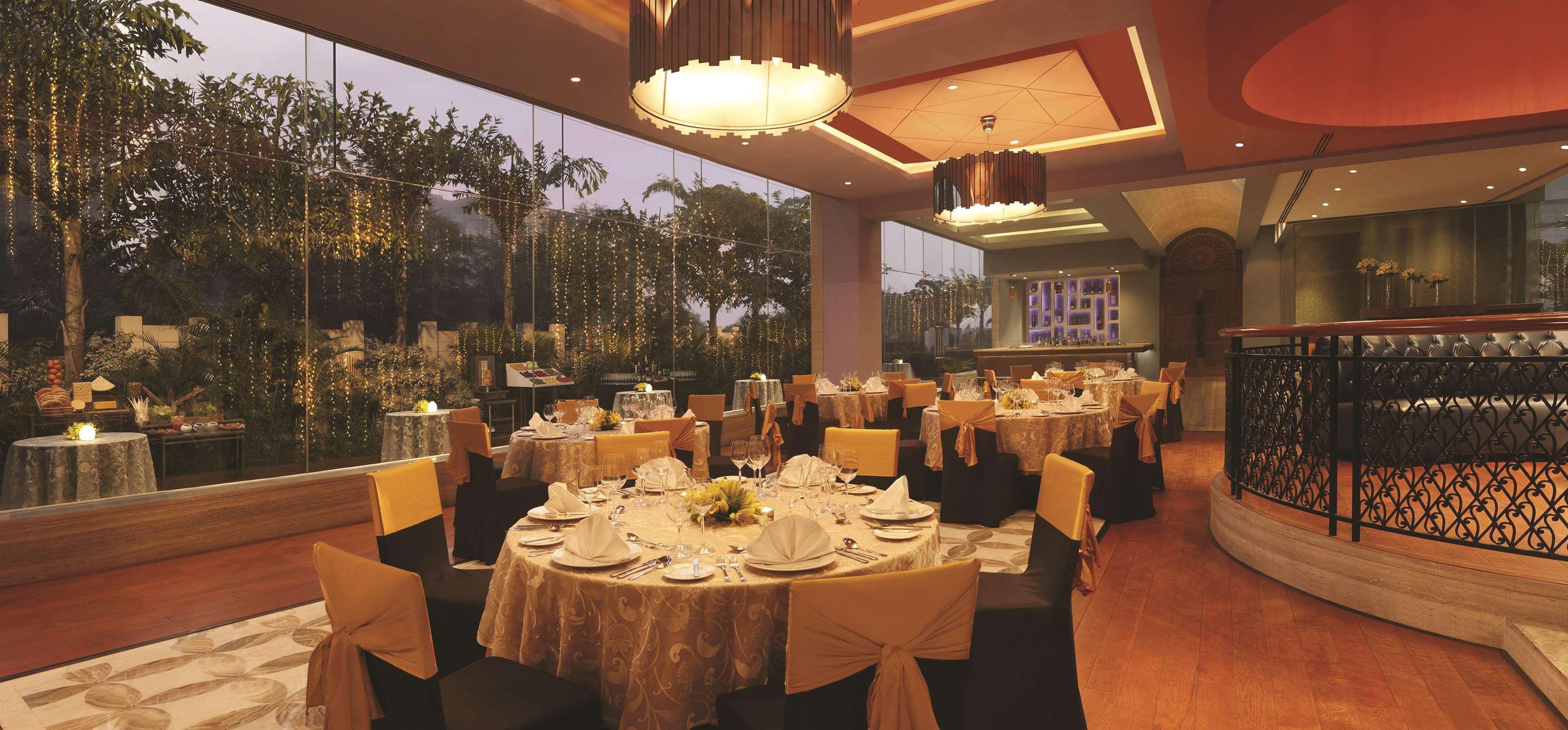 Doubletree By Hilton Gurgaon New Delhi Ncr Hotel Bagian luar foto