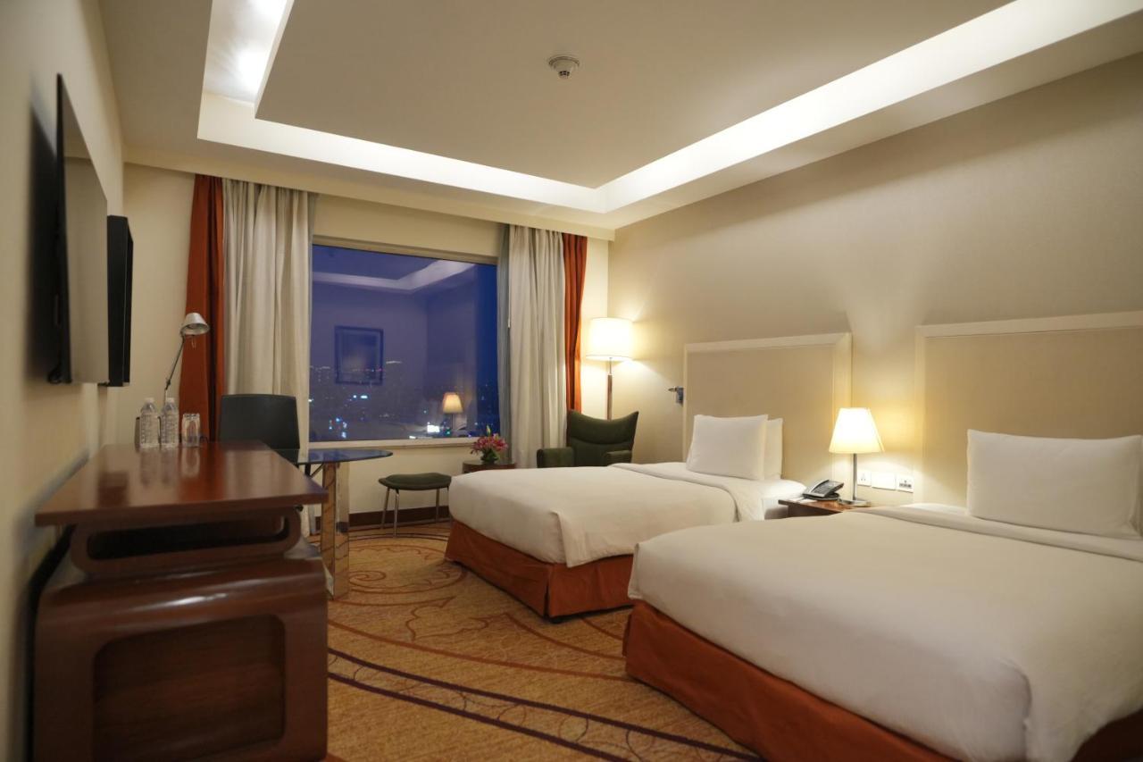 Doubletree By Hilton Gurgaon New Delhi Ncr Hotel Bagian luar foto