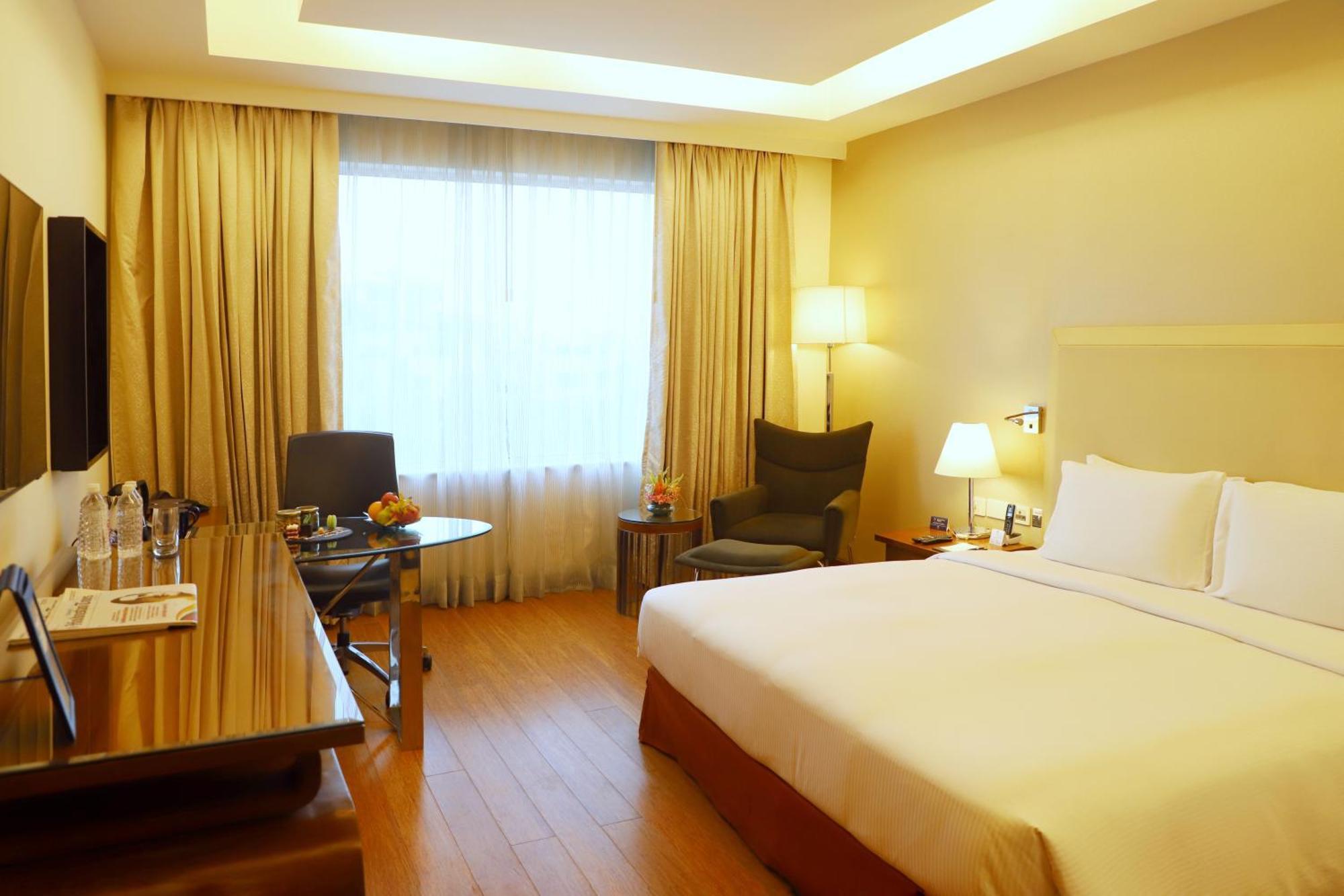 Doubletree By Hilton Gurgaon New Delhi Ncr Hotel Bagian luar foto
