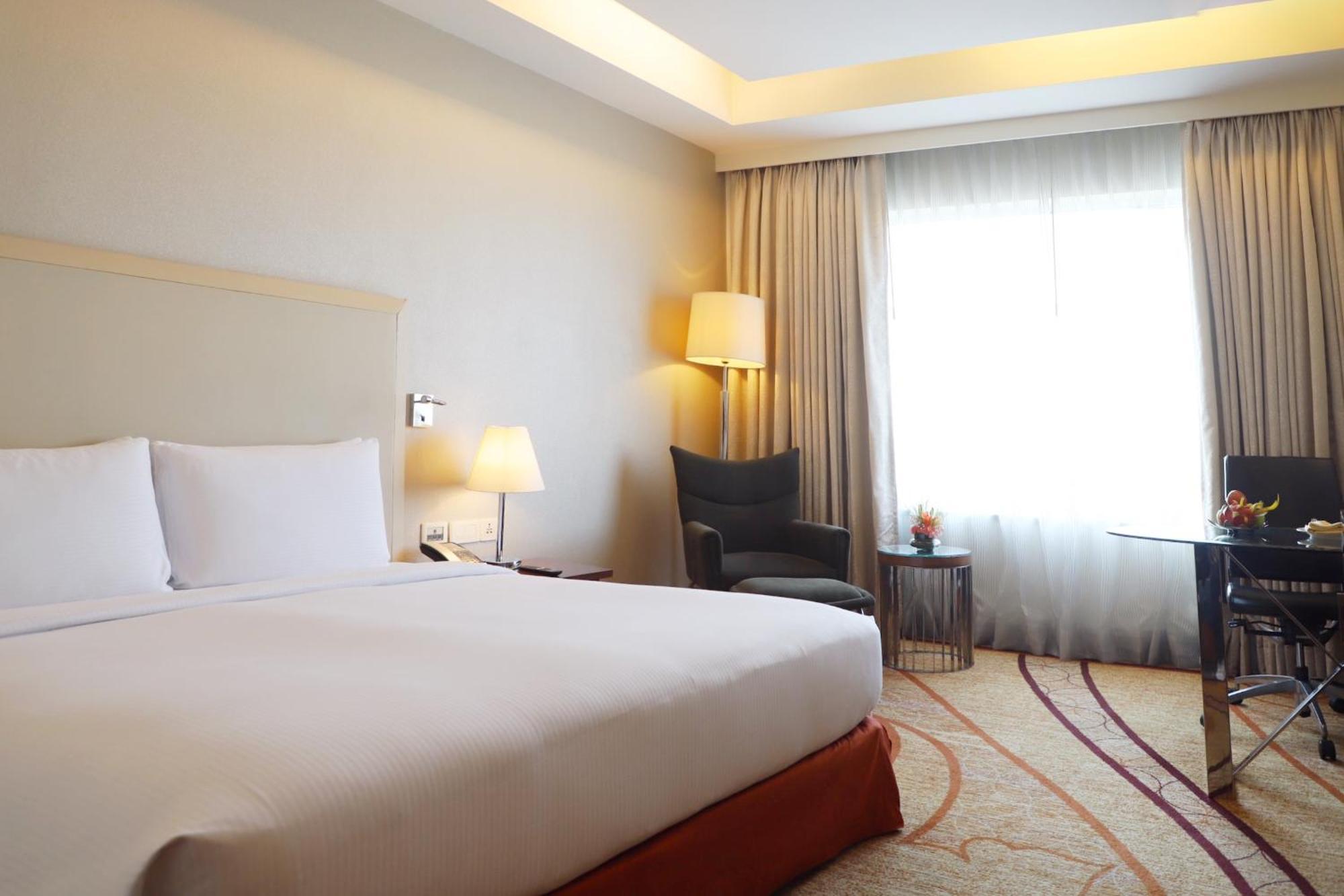Doubletree By Hilton Gurgaon New Delhi Ncr Hotel Bagian luar foto